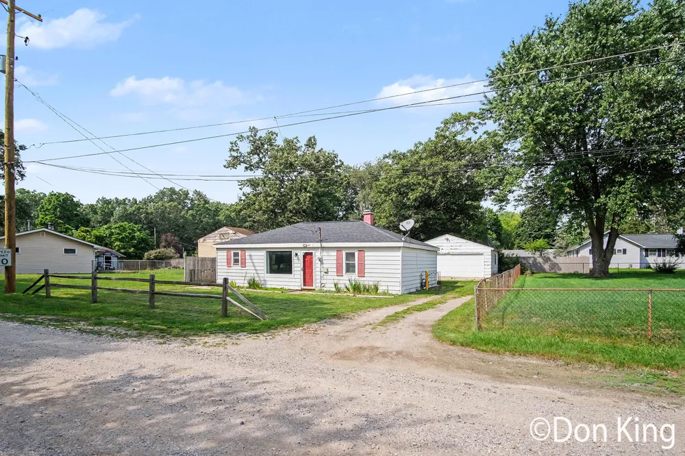 3717 Ivy Drive NE Plainfield Charter Township, MI 49525