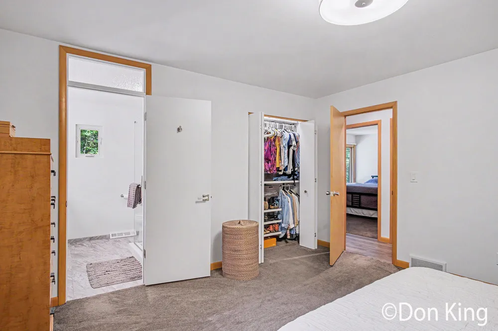 9020 Bailey Drive NE Ada Township, MI 49301