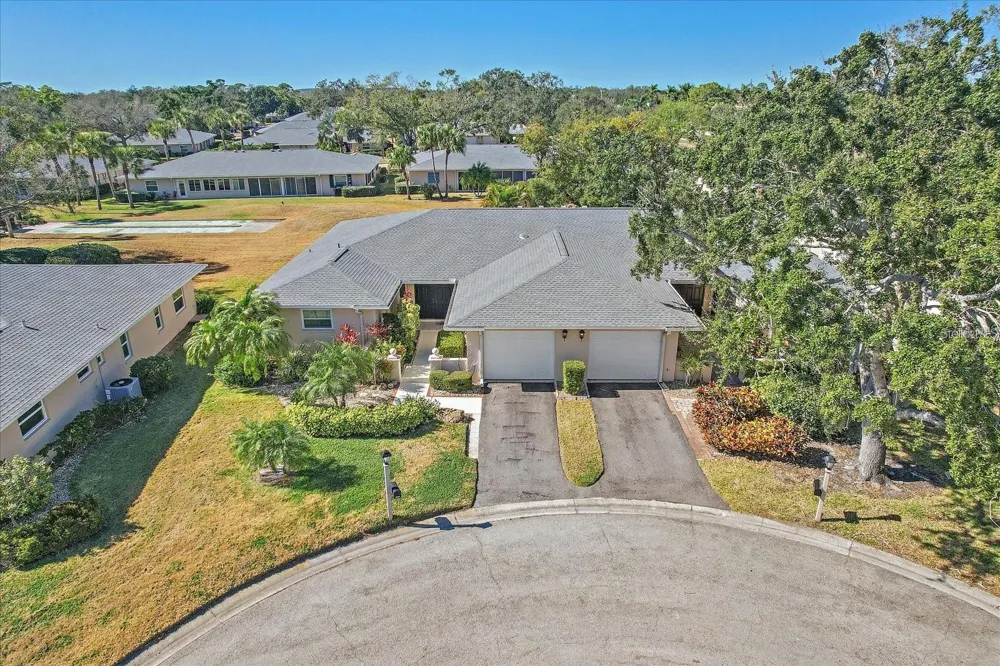 6948 W COUNTRY CLUB DRIVE #V-81 Sarasota, FL 34243