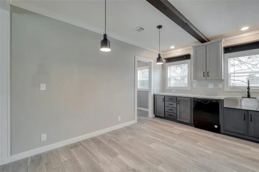 176 Whispering Pines Drive Bastrop, TX 78602