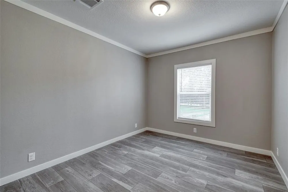 176 Whispering Pines Drive Bastrop, TX 78602