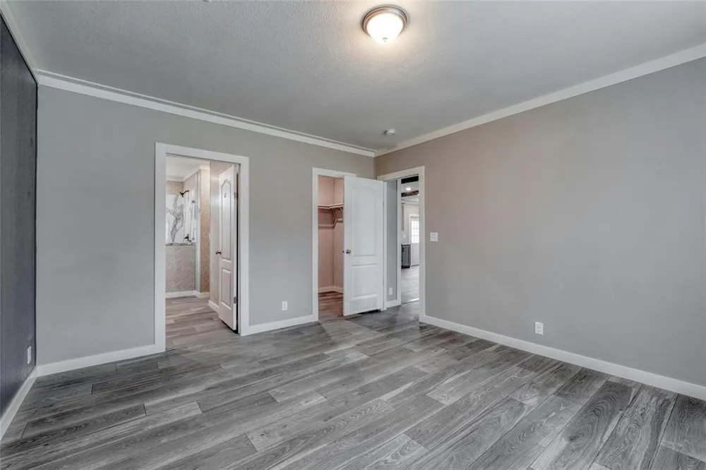 176 Whispering Pines Drive Bastrop, TX 78602