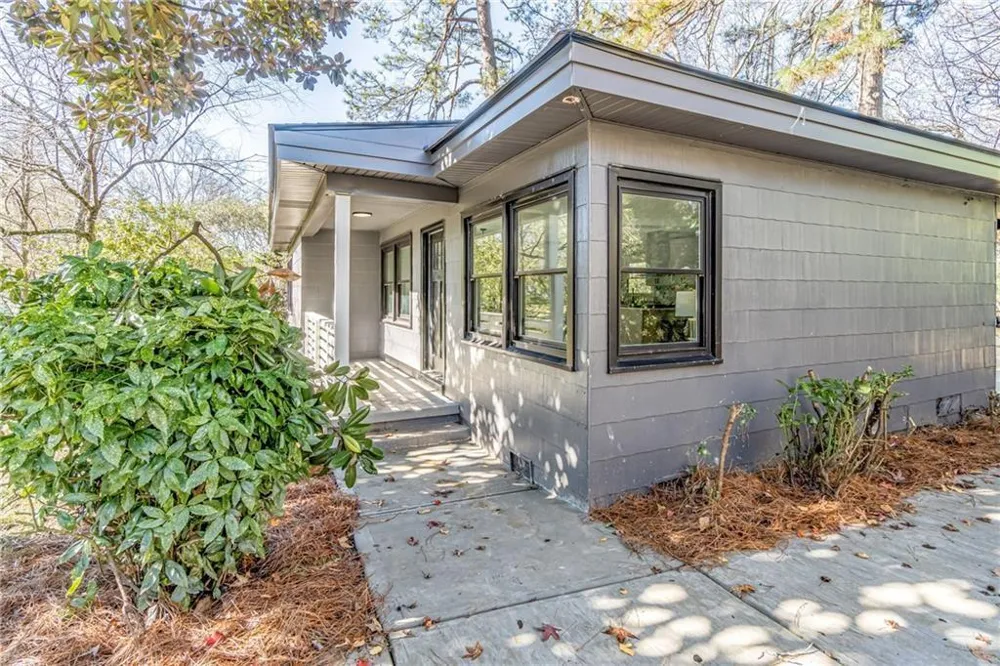 2272 Wallace Drive Chamblee, GA 30341