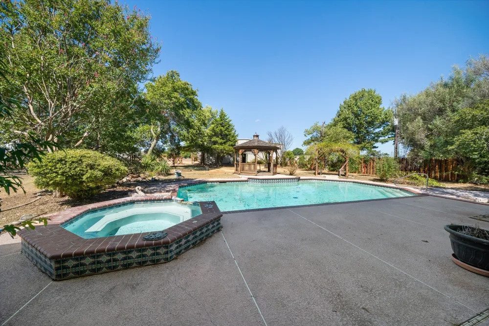 2941 Mockingbird Lane Midlothian, TX 76065
