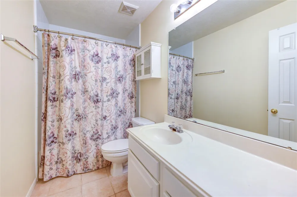 465 Corridor Way Stafford, TX 77477