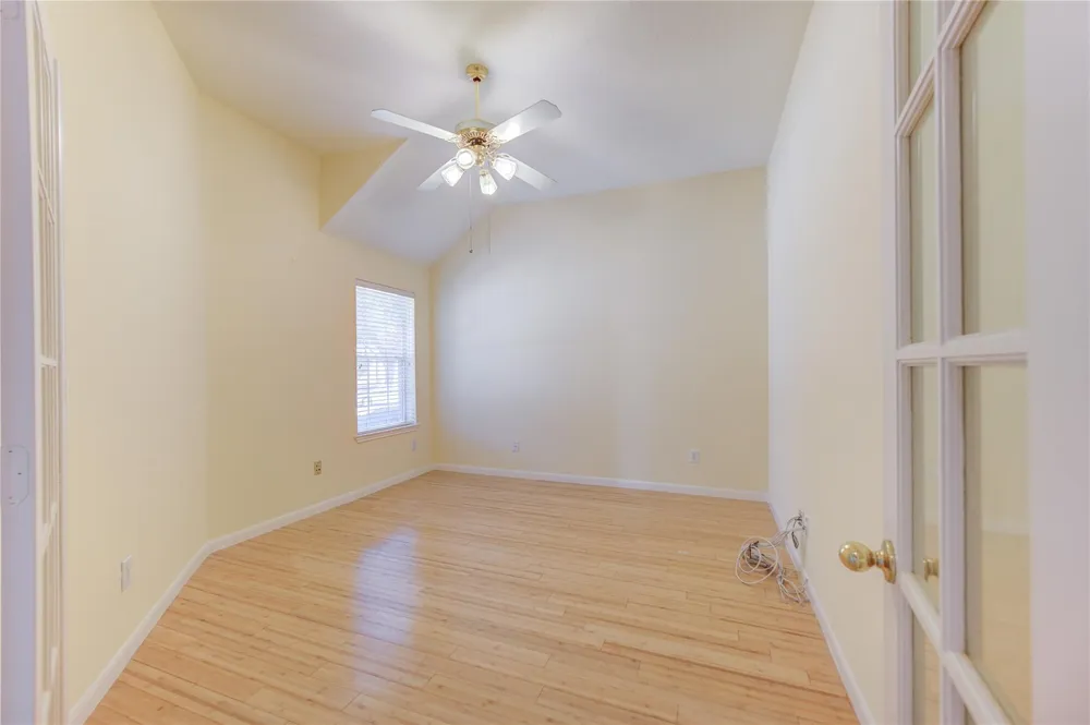 465 Corridor Way Stafford, TX 77477