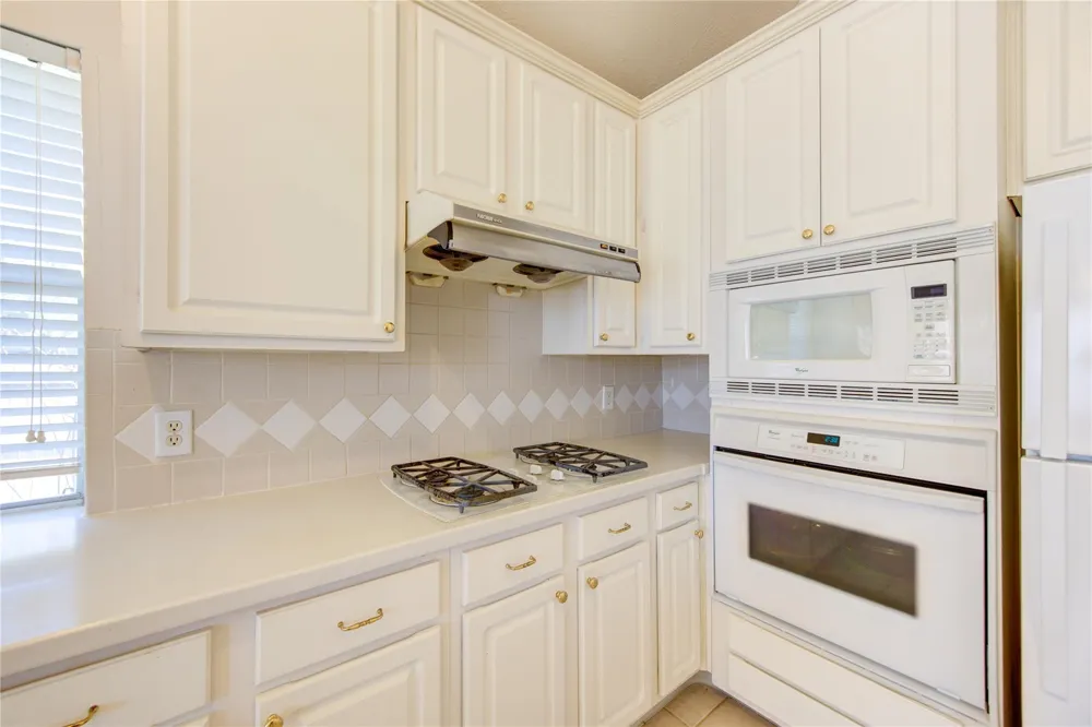 465 Corridor Way Stafford, TX 77477