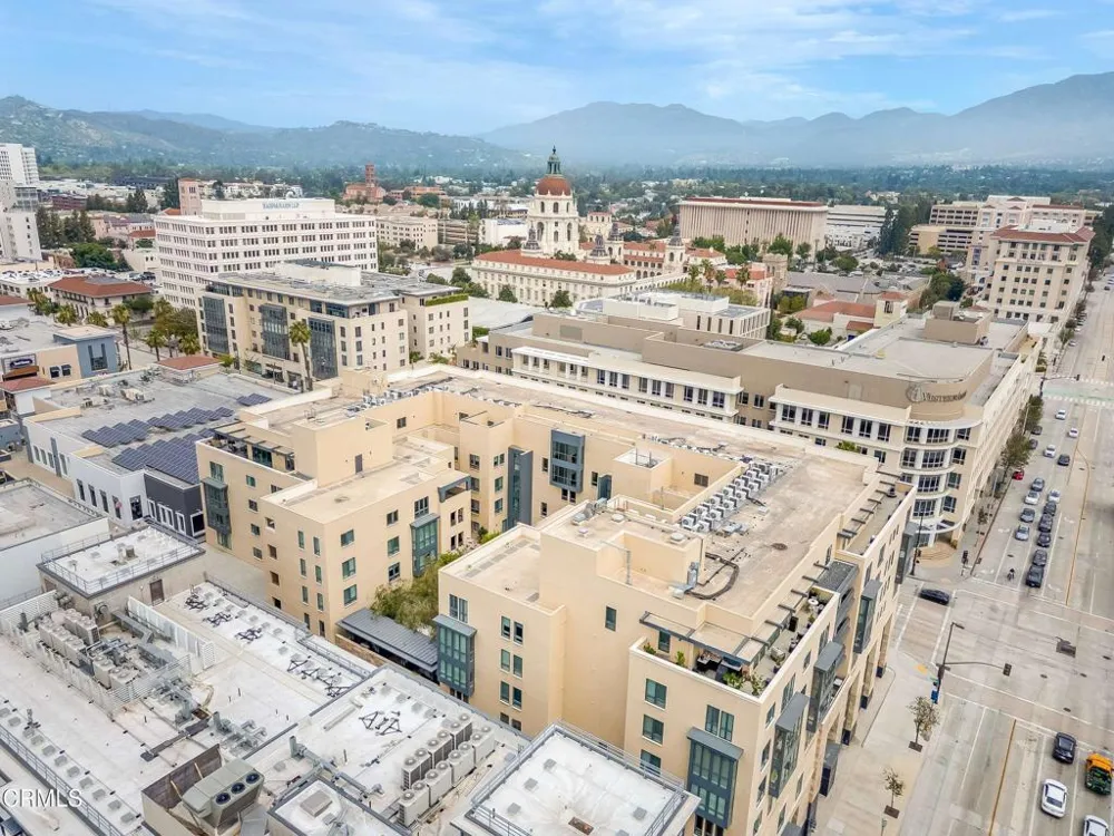 39 S Los Robles Avenue #5016 Pasadena, CA 91101