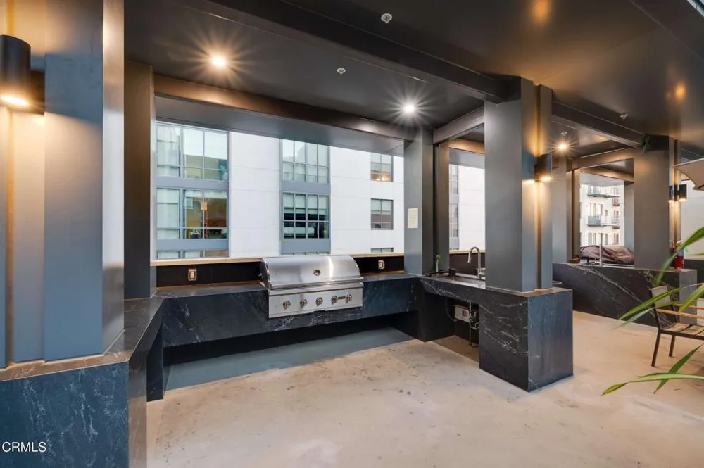 39 S Los Robles Avenue #5016 Pasadena, CA 91101