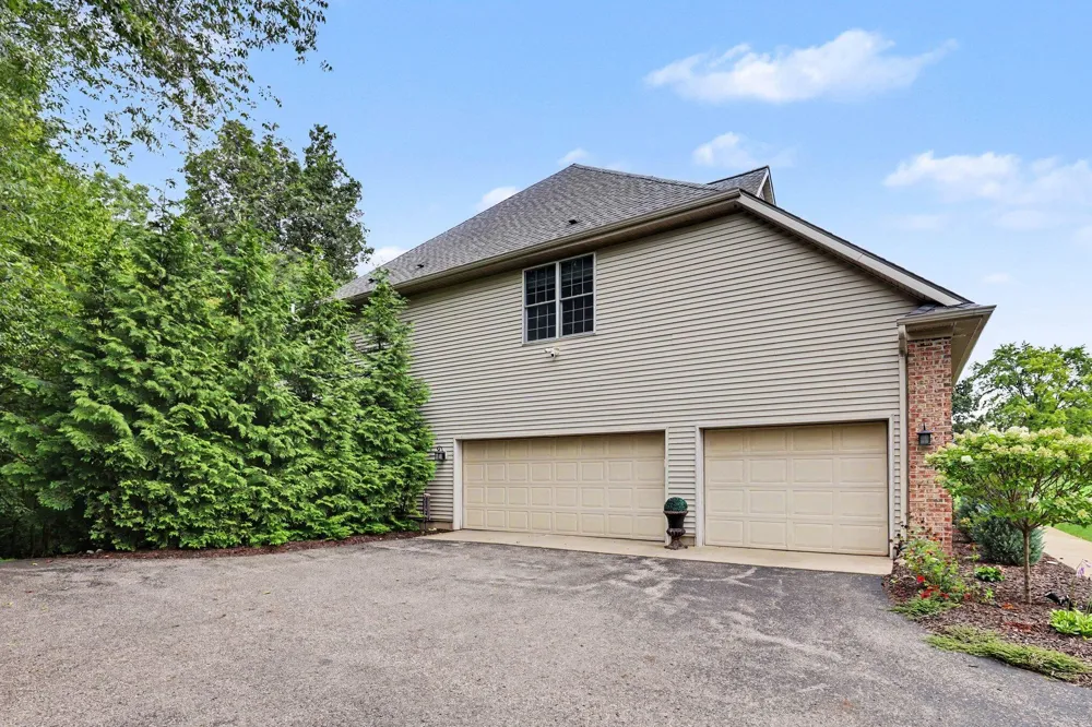 2469 Fairway Winds Court NE Ada, MI 49301
