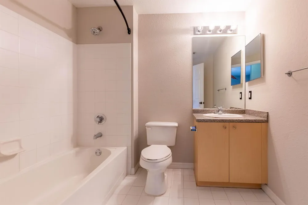 350 Crestwood Circle #203 Royal Palm Beach, FL 33411