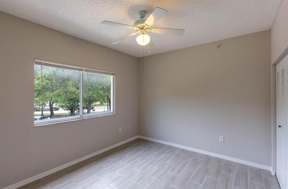 350 Crestwood Circle #203 Royal Palm Beach, FL 33411