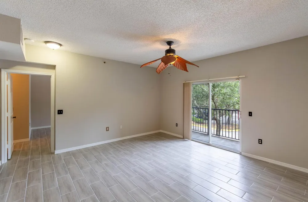 350 Crestwood Circle #203 Royal Palm Beach, FL 33411