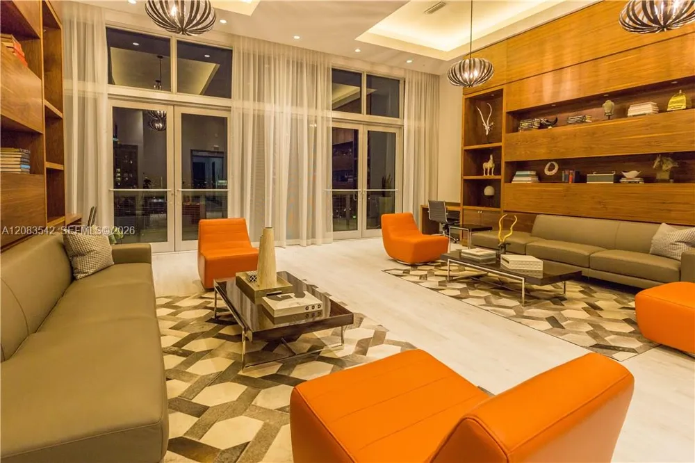 117 SW 10th Street #2005 Miami, FL 33130