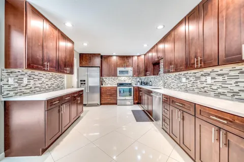 574 Juniper Place