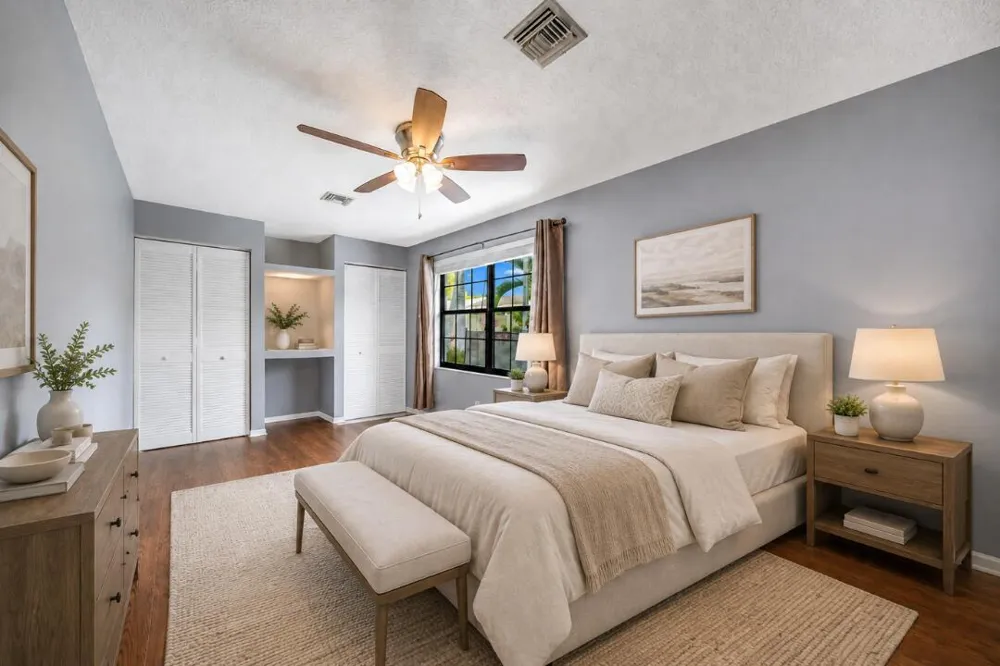 574 Juniper Place Wellington, FL 33414