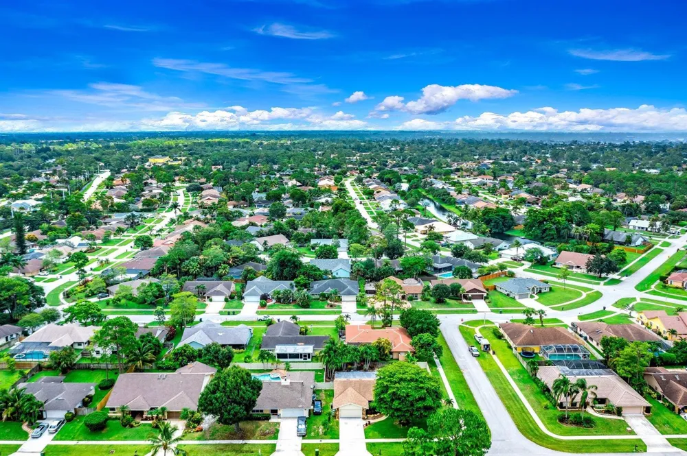 574 Juniper Place Wellington, FL 33414
