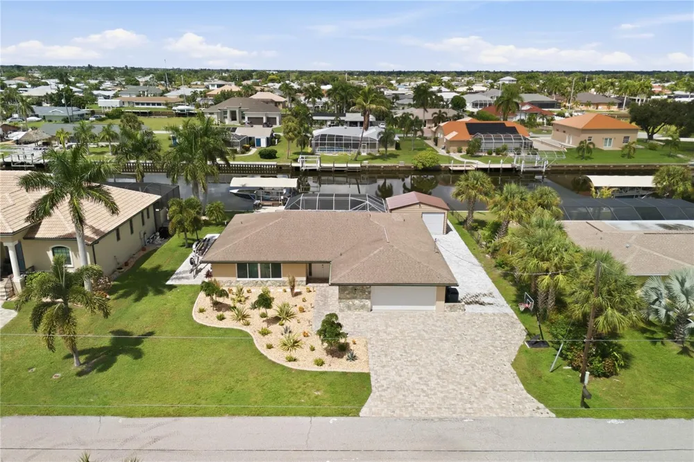 136 SINCLAIR STREET SE Port Charlotte, FL 33952