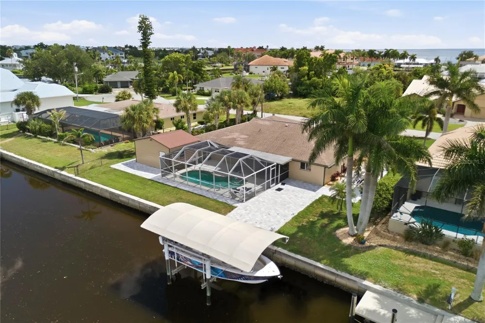 136 SINCLAIR STREET SE Port Charlotte, FL 33952