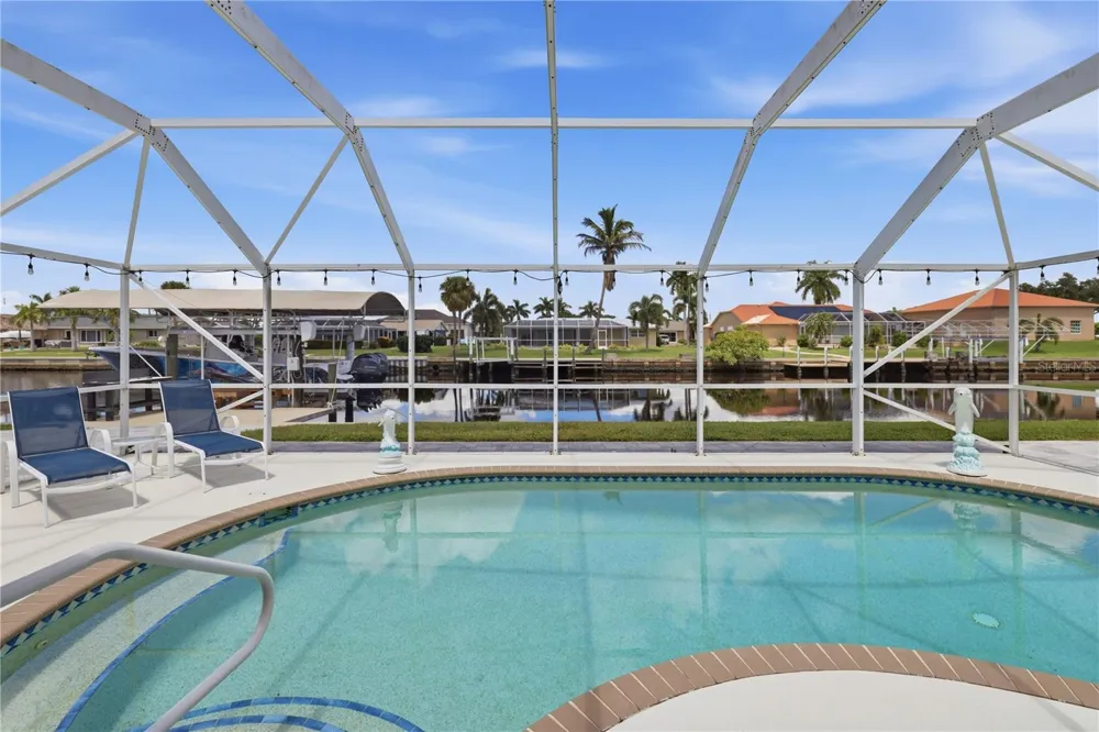 136 SINCLAIR STREET SE Port Charlotte, FL 33952