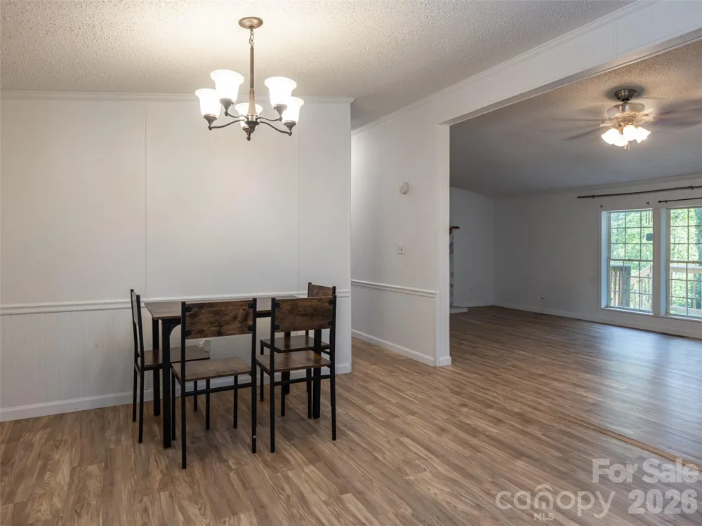 26 Audrey Lane Asheville, NC 28806