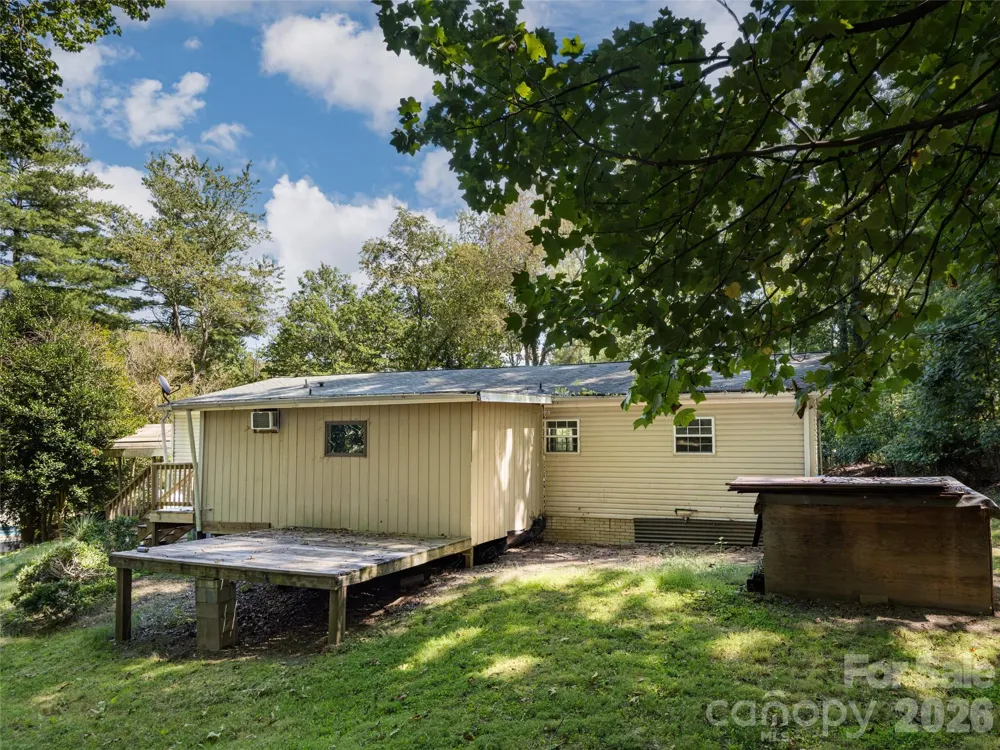26 Audrey Lane Asheville, NC 28806