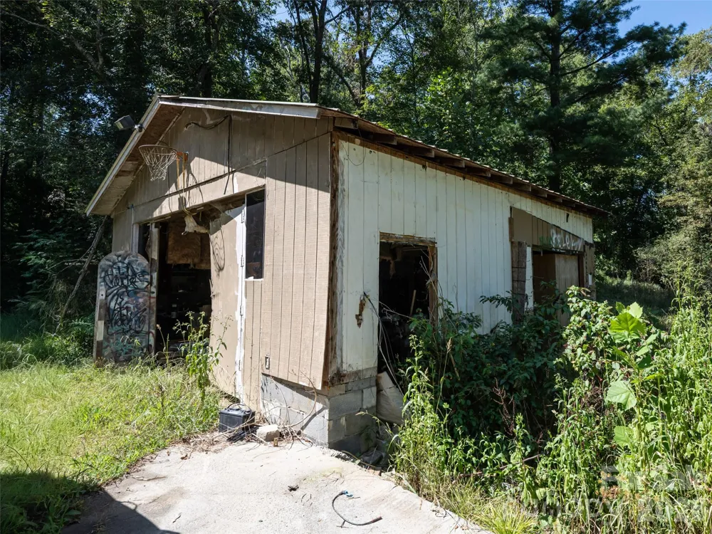 26 Audrey Lane Asheville, NC 28806