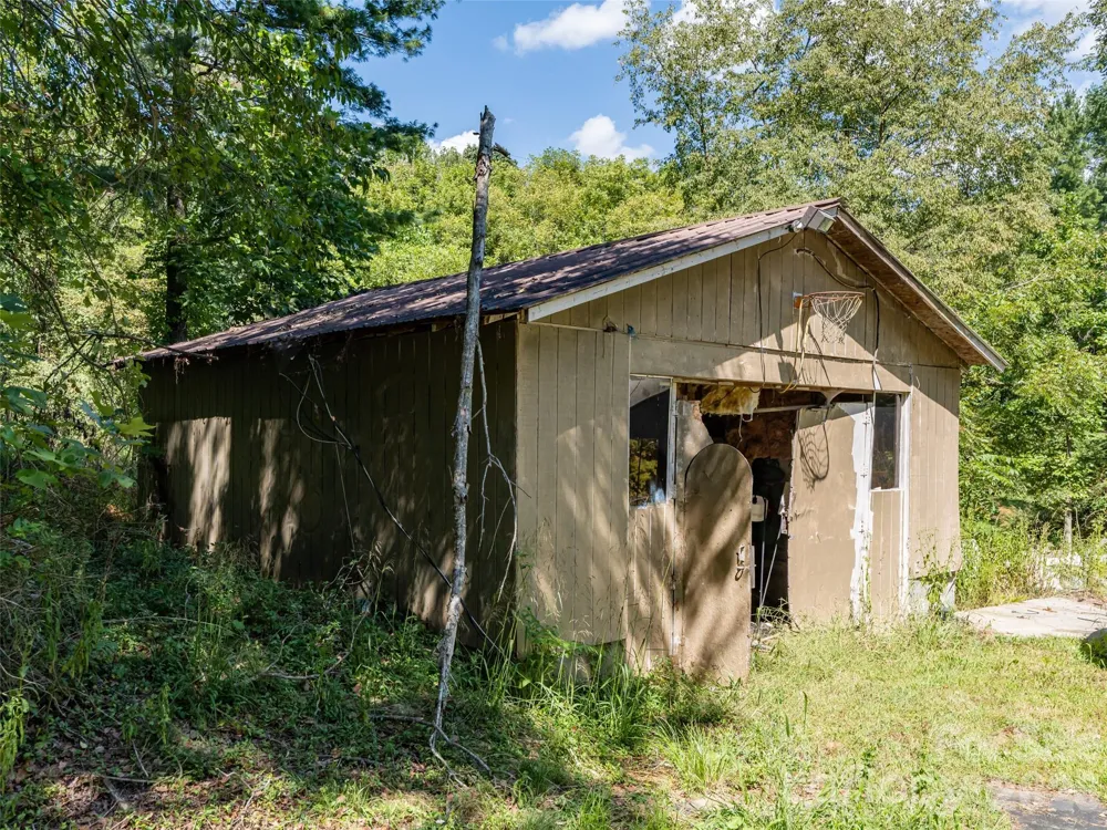 26 Audrey Lane Asheville, NC 28806