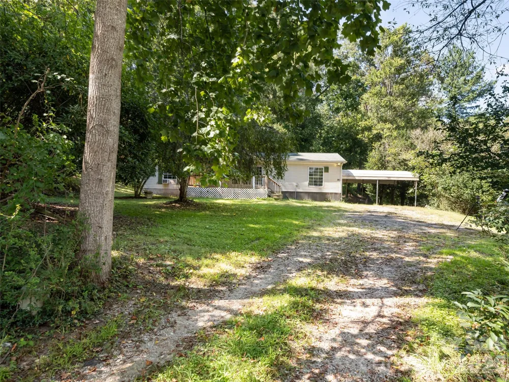 26 Audrey Lane Asheville, NC 28806