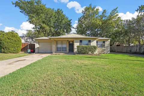 3204 Caribbean Drive