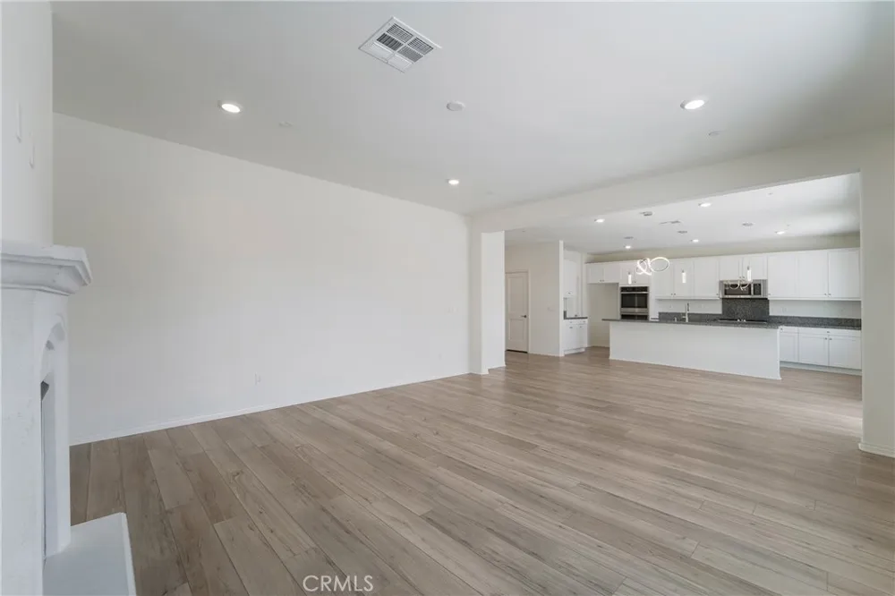 4952 S Anderson Ontario, CA 91762