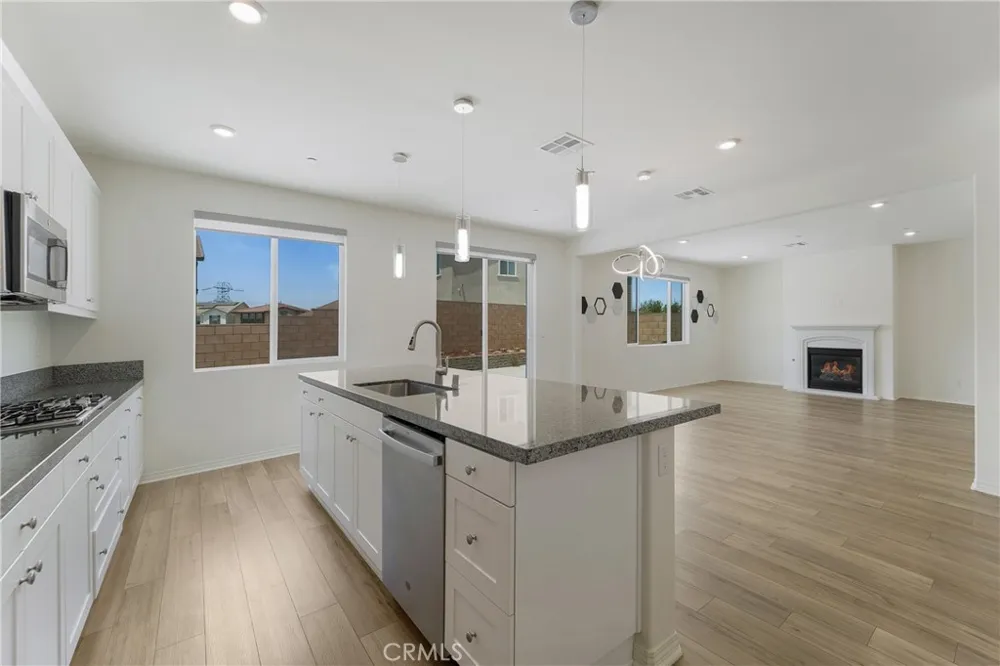 4952 S Anderson Ontario, CA 91762