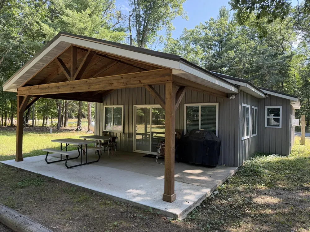 9232 W 7 Mile Road Irons, MI 49644