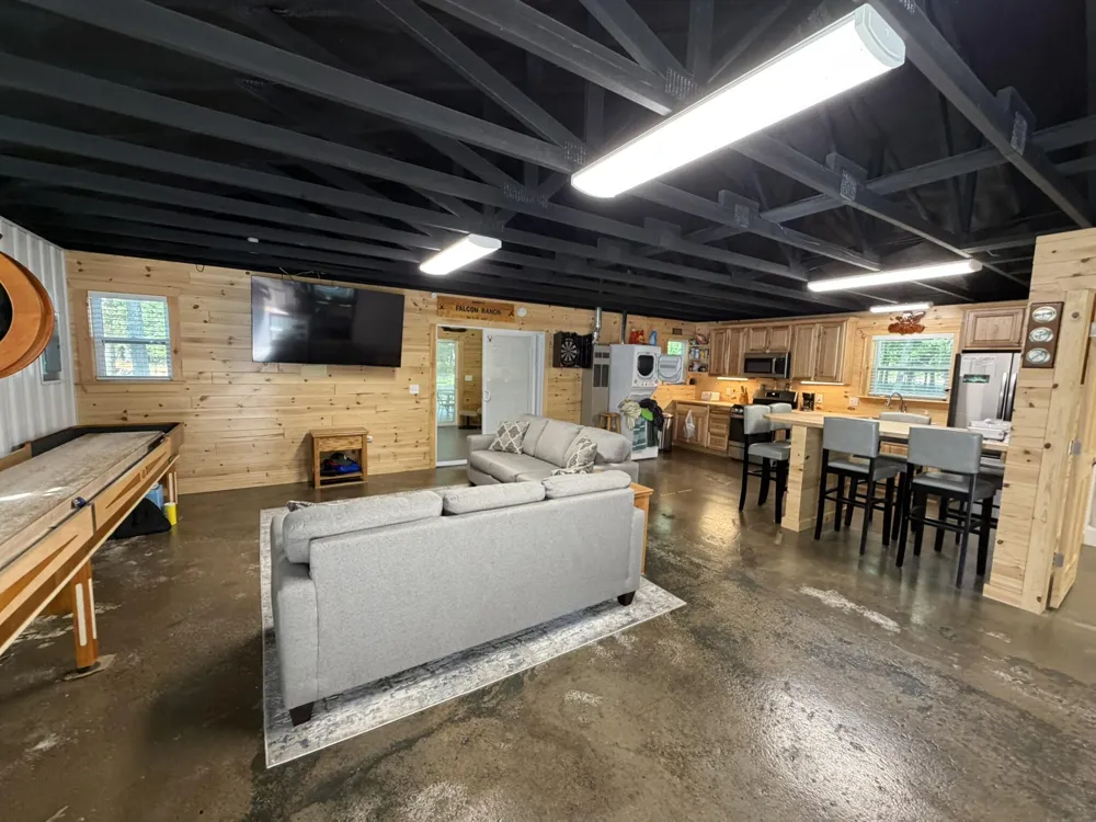 9232 W 7 Mile Road Irons, MI 49644