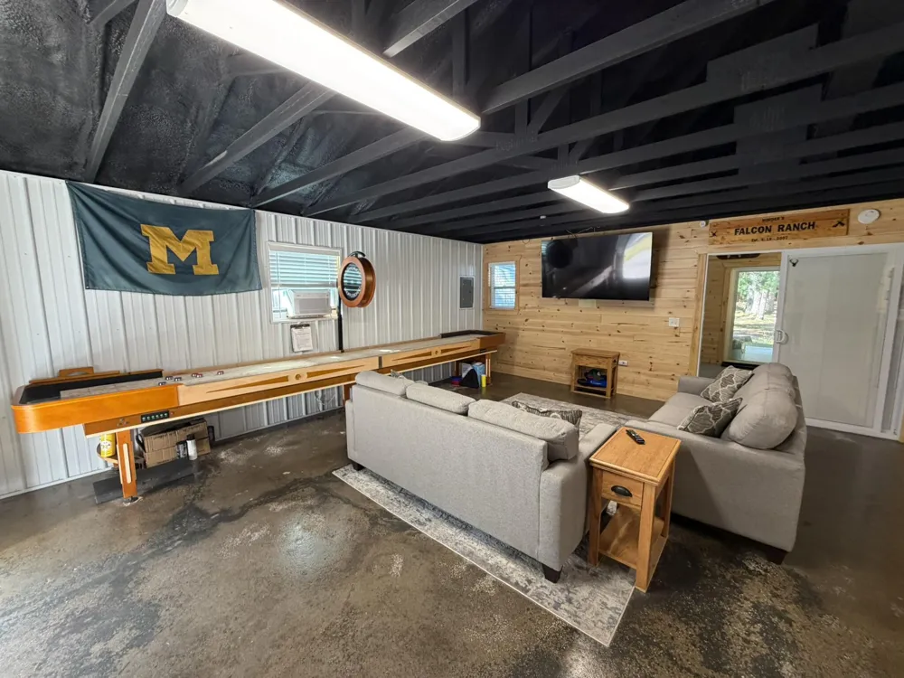 9232 W 7 Mile Road Irons, MI 49644