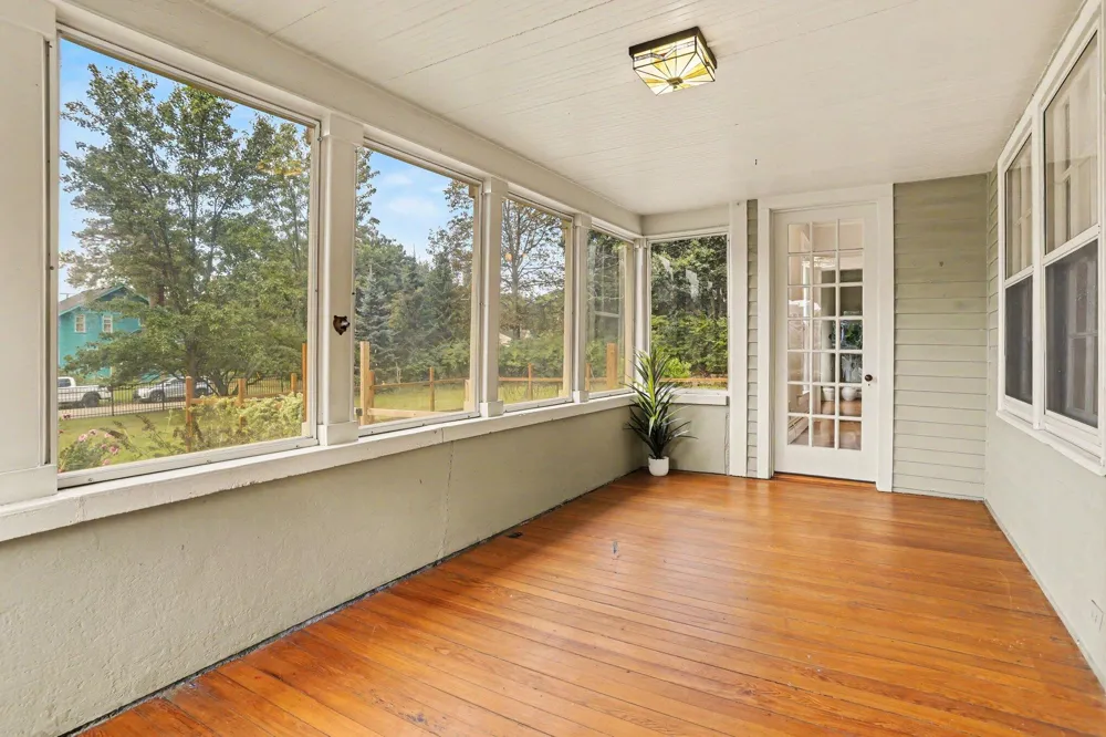 2513 S Westnedge Avenue Kalamazoo, MI 49008