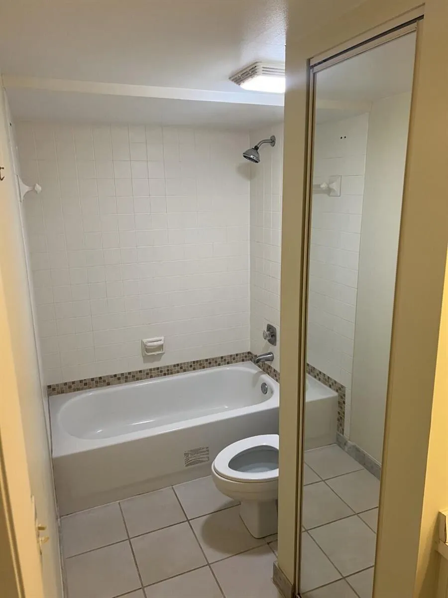 2004 20th Lane Palm Beach Gardens, FL 33418