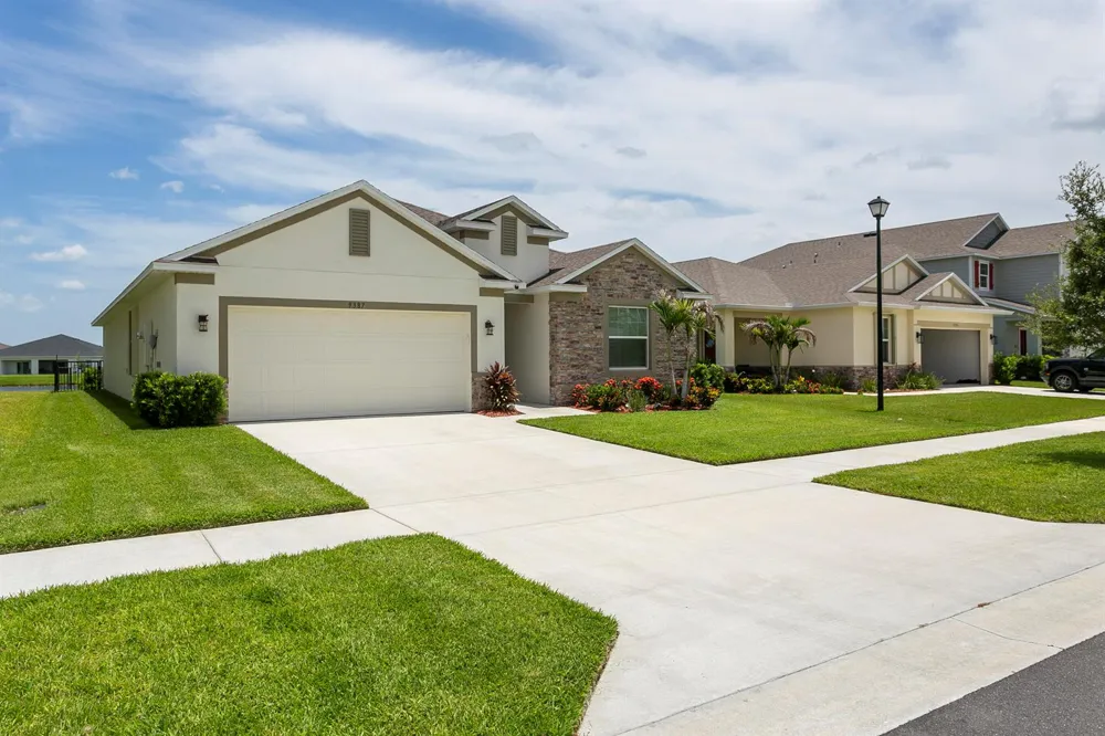 9387 SW SERAPIS WAY SW #9387 Port St. Lucie, FL 34987