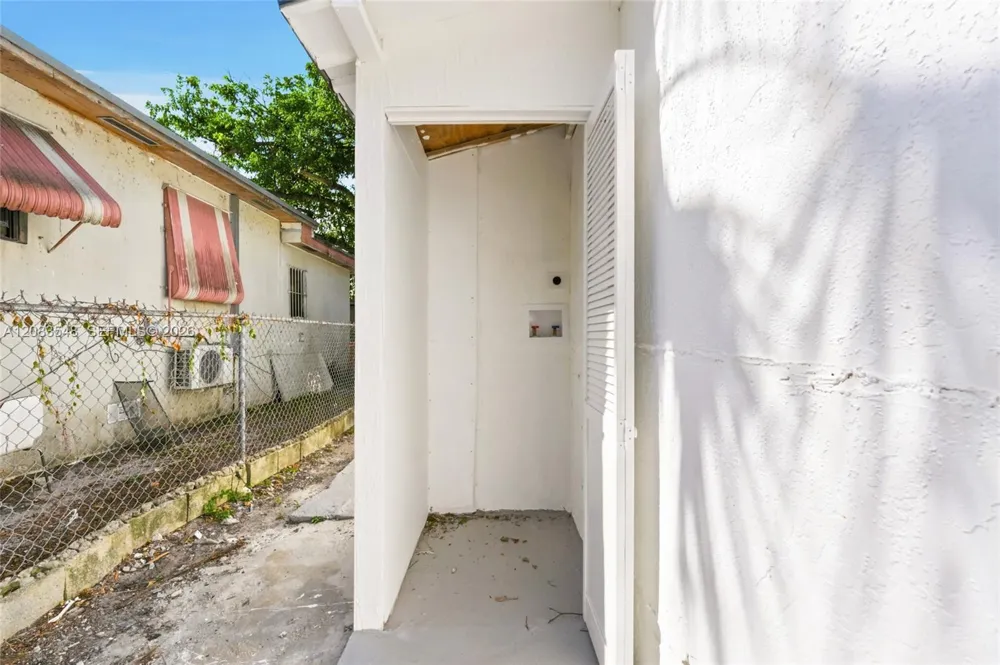 1491 NW 55th Ter Miami, FL 33142