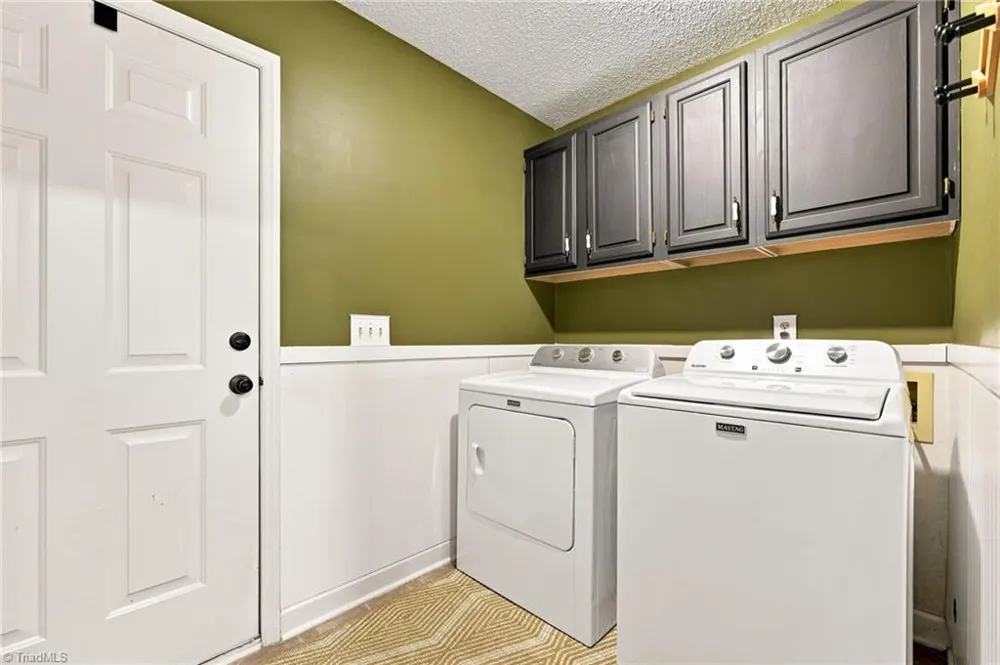 1 Ivy Ridge Court Greensboro, NC 27407
