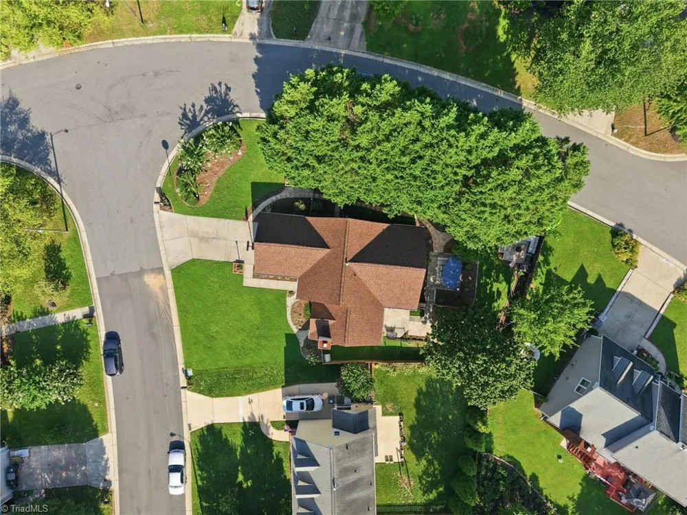1 Ivy Ridge Court Greensboro, NC 27407