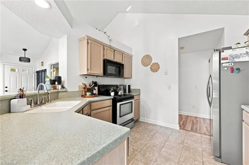 1 Ivy Ridge Court Greensboro, NC 27407