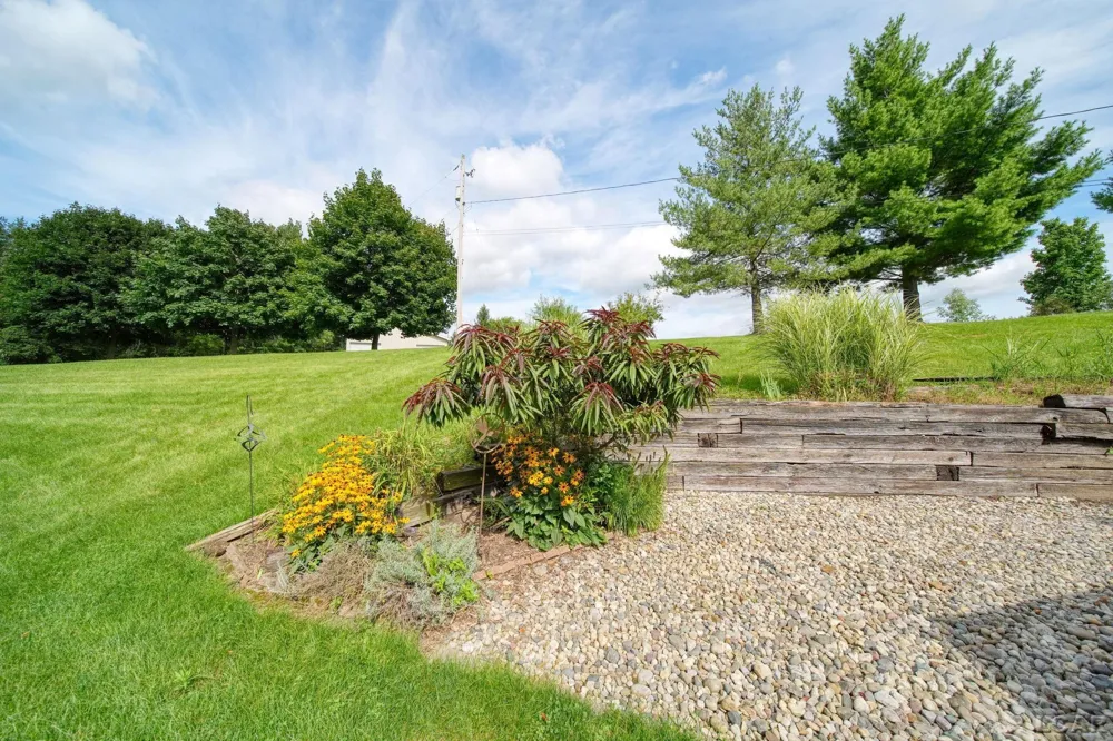 6443 W Beecher Road Dover Township, MI 49235