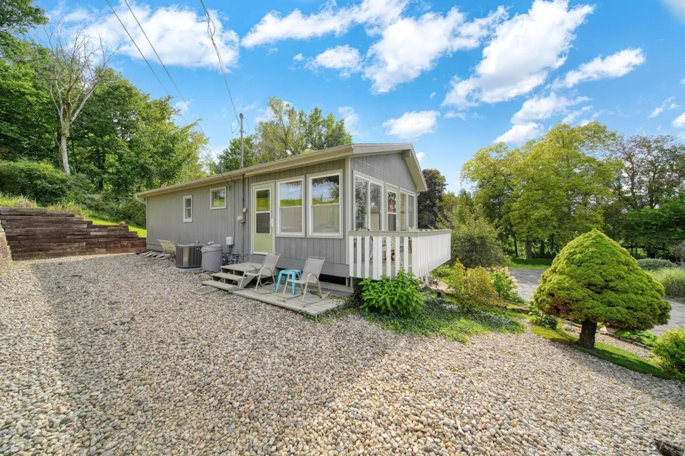 6443 W Beecher Road Dover Township, MI 49235