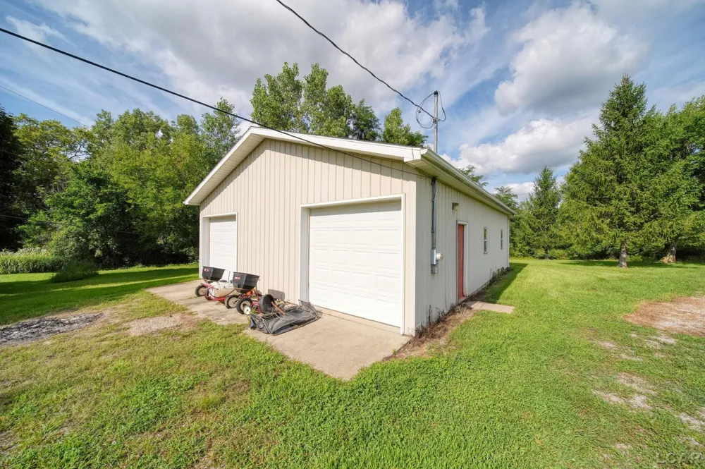 6443 W Beecher Road Dover Township, MI 49235