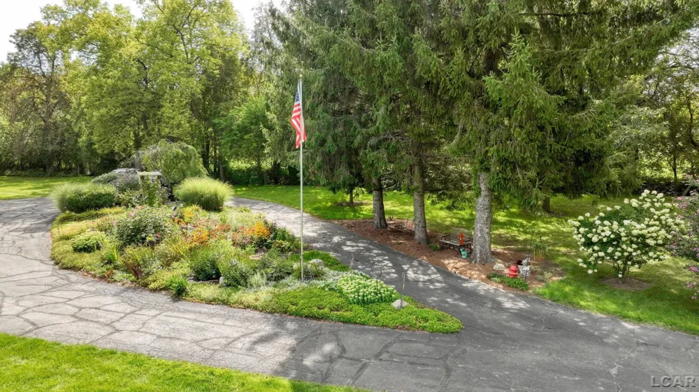 6443 W Beecher Road Dover Township, MI 49235