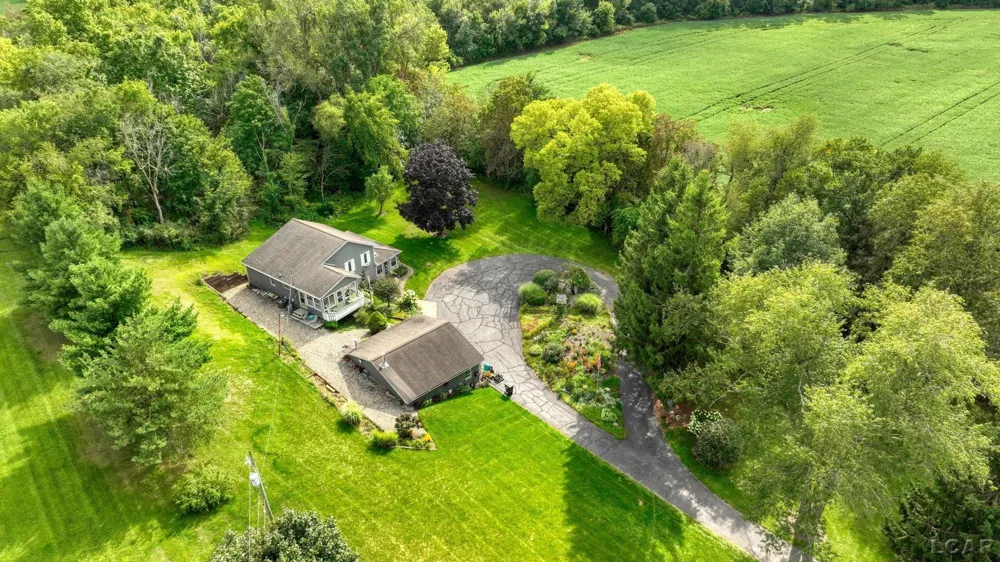 6443 W Beecher Road Dover Township, MI 49235
