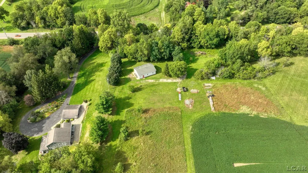 6443 W Beecher Road Dover Township, MI 49235