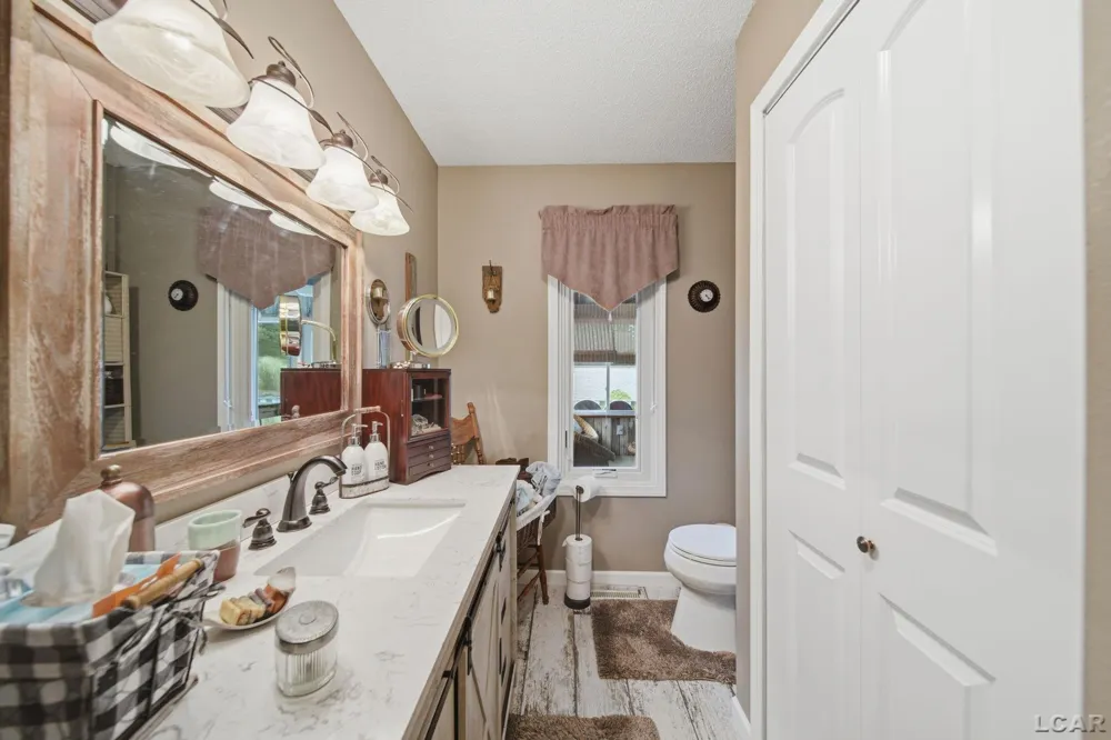 6443 W Beecher Road Dover Township, MI 49235