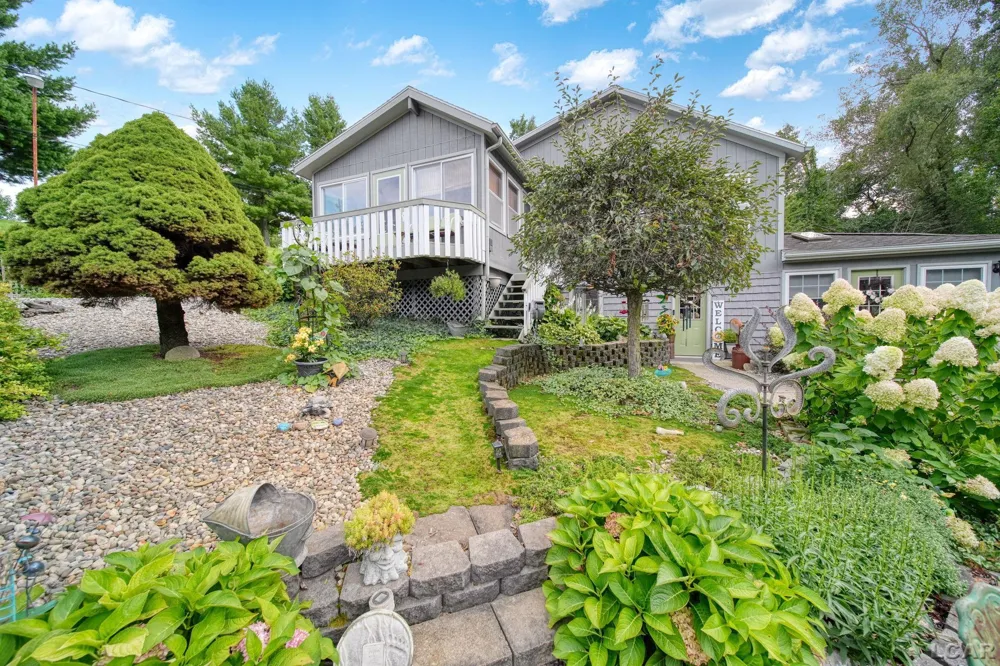 6443 W Beecher Road Dover Township, MI 49235
